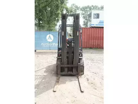 Gázüzemű targoncák 2009  Doosan G25G (8)