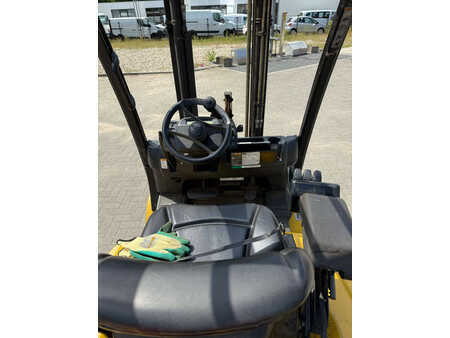 Gas gaffeltruck 2007  Yale GLP30VX F2195 (8)