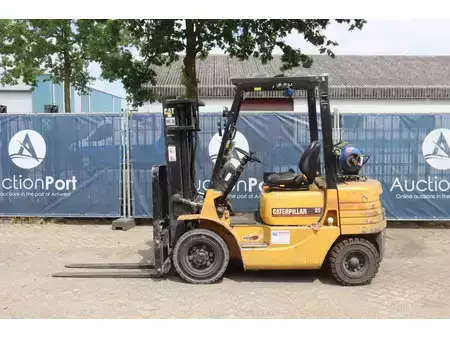 LPG VZV 1997  CAT Lift Trucks GP25 (2)