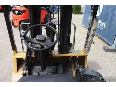 LPG VZV 1997  CAT Lift Trucks GP25 (21)