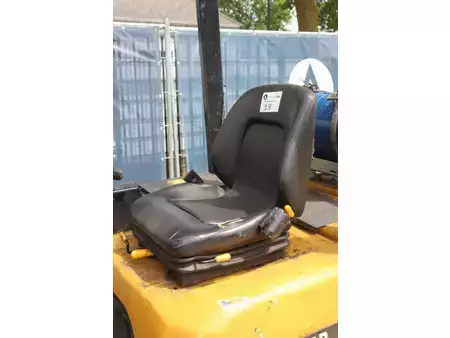 LPG VZV 1997  CAT Lift Trucks GP25 (23)