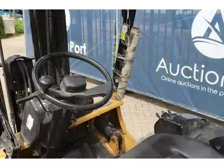 LPG VZV 1997  CAT Lift Trucks GP25 (24)
