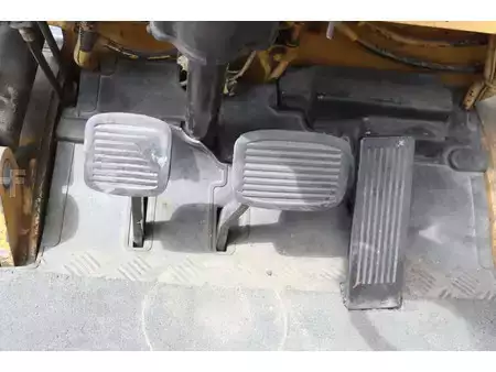 LPG VZV 1997  CAT Lift Trucks GP25 (25)