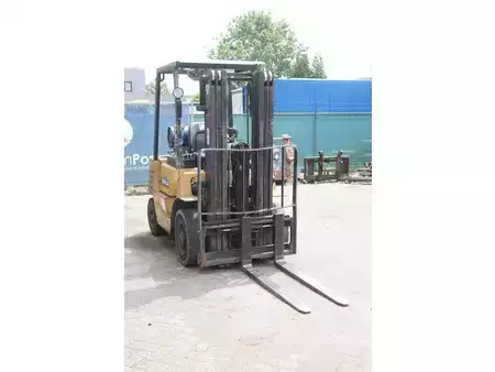 LPG VZV 1997  CAT Lift Trucks GP25 (7)