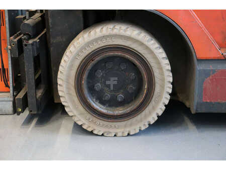 Elektromos 4 kerekű 2006  Toyota 7FBMF50 (11)