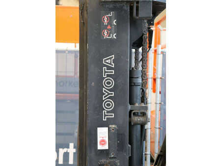 Elektromos 4 kerekű 2006  Toyota 7FBMF50 (14)