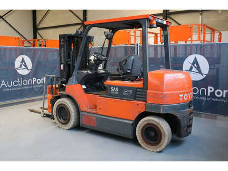 Elektromos 4 kerekű 2006  Toyota 7FBMF50 (4)