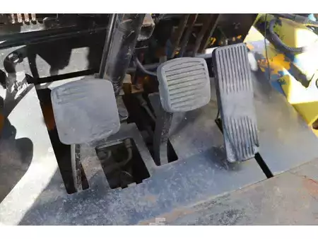 Dízel targoncák - Halla HDF 30 (21)