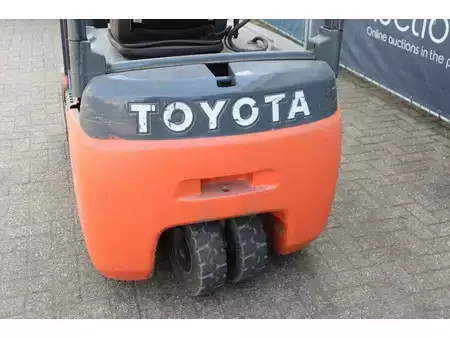 El truck - 4 hjulet 2012  Toyota 8FBET16 (16)