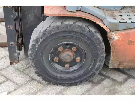 El Truck - 4-hjul - Toyota 8FBET15 (14)