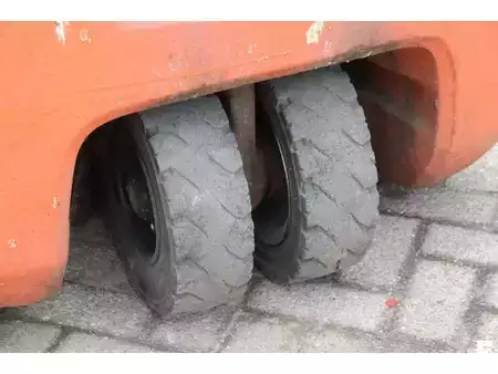 El Truck - 4-hjul - Toyota 8FBET15 (20)