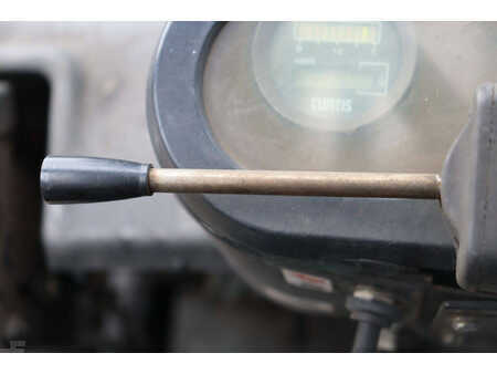 Diesel Forklifts 1999  Yang FD-45IIP (28)