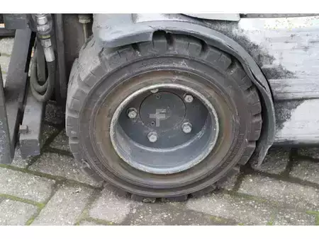 4-wiel elektrische heftrucks 2012  Still RX60-20 (15)