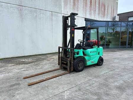 Carrelli elevatori GPL 1990  Mitsubishi FG25-4 (1)