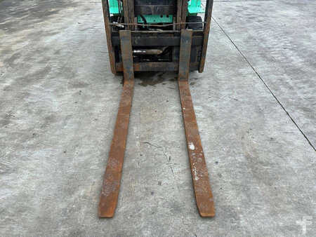 Carrelli elevatori GPL 1990  Mitsubishi FG25-4 (9)