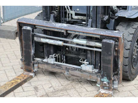 Carrelli elevatori GPL 2008  Toyota 02-8FGF30 (10)