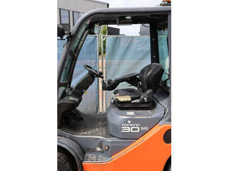 Carrelli elevatori GPL 2008  Toyota 02-8FGF30 (20)