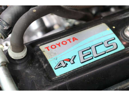 Carrelli elevatori GPL 2008  Toyota 02-8FGF30 (35)