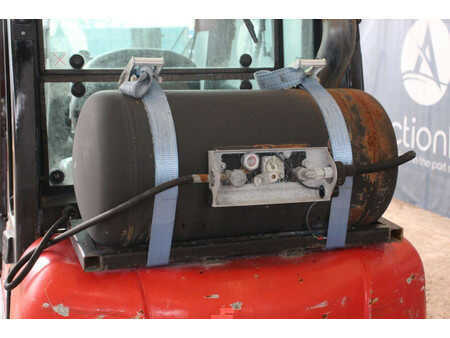 Treibgasstapler 2015  Nissan 25 (17)