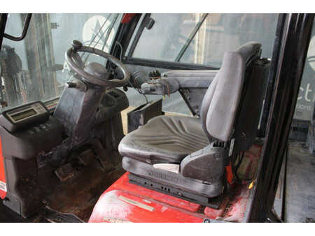 Treibgasstapler 2015  Nissan 25 (23)