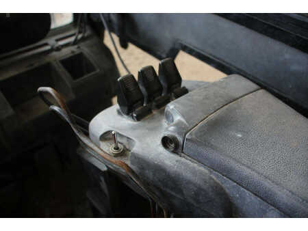 Treibgasstapler 2015  Nissan 25 (27)