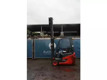 Eléctrica de 4 ruedas 2019  Linde E16C (27)
