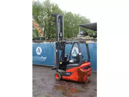 Eléctrica de 4 ruedas 2019  Linde E16C (28)