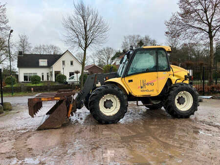 Chariots téléscopiques fixes 2003  New Holland LM410 (1)