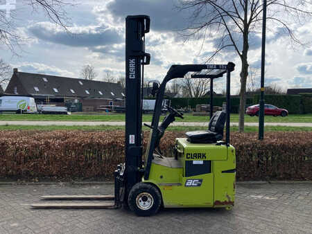 4-wiel elektrische heftrucks 2006  Clark TMX15S (2)