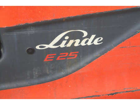 Elektro čtyřkolový VZV 2016  Linde E25L-01 (14)