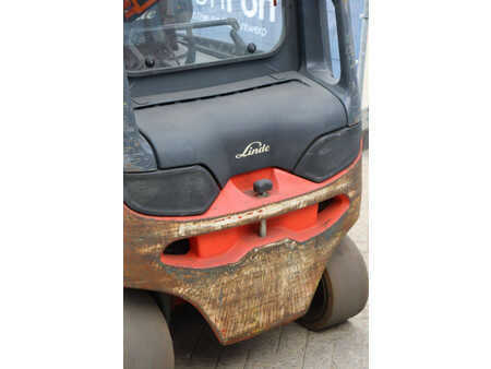 Elektro čtyřkolový VZV 2016  Linde E25L-01 (16)