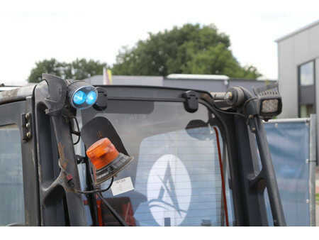 Elektro čtyřkolový VZV 2016  Linde E25L-01 (17)