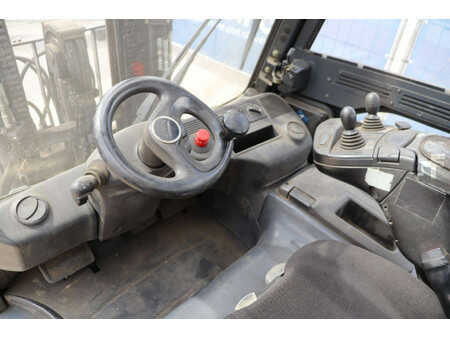 Elektro čtyřkolový VZV 2016  Linde E25L-01 (25)