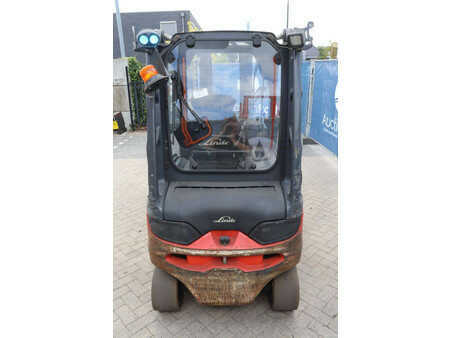 Elektro čtyřkolový VZV 2016  Linde E25L-01 (5)