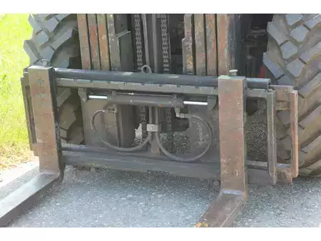 Terénní vysokozdvižný vozík 2006  Manitou MH25-4 (10)