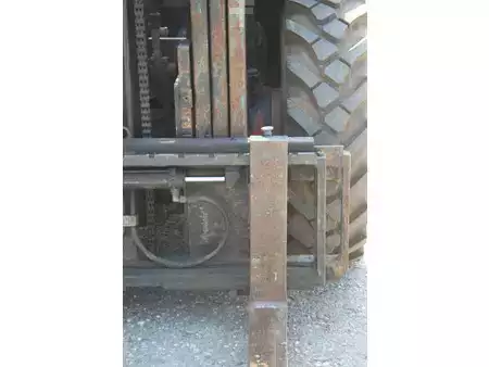 Terénní vysokozdvižný vozík 2006  Manitou MH25-4 (11)