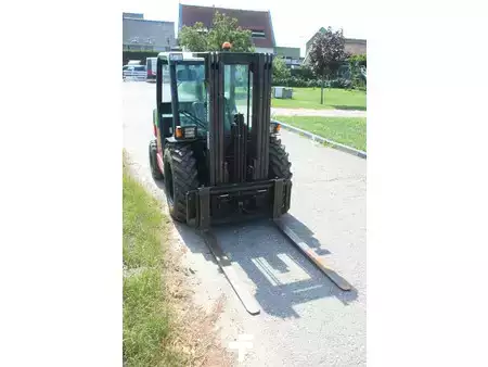 Terénní vysokozdvižný vozík 2006  Manitou MH25-4 (6)