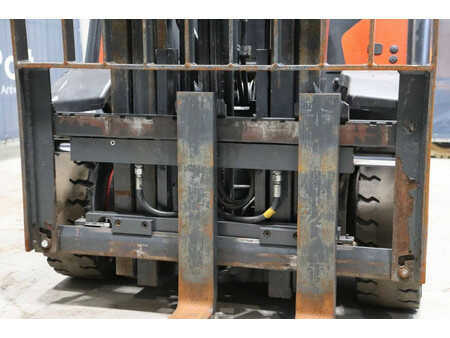 Carretilla elevadora GLP 2017  Linde H25T-02 (11)