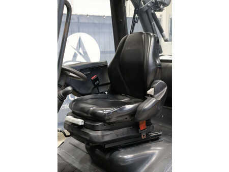 Carretilla elevadora GLP 2017  Linde H25T-02 (17)