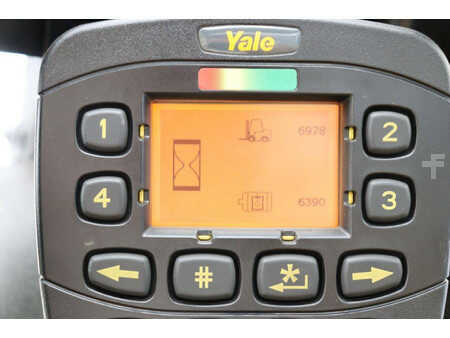 Elektro čtyřkolový VZV 2011  Yale ERP25VL (23)