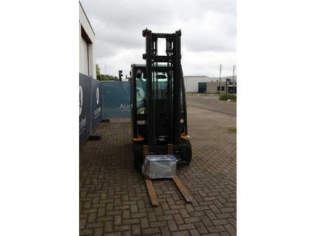 Elektro čtyřkolový VZV 2011  Yale ERP25VL (7)