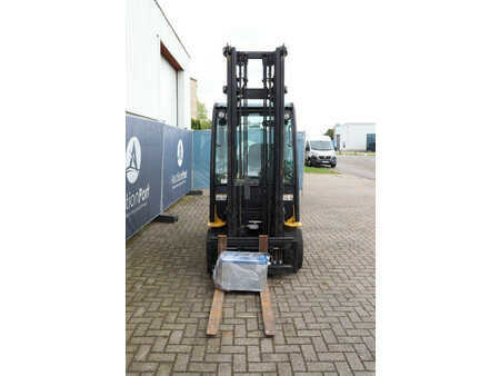 Elektro čtyřkolový VZV 2011  Yale ERP25VL (8)