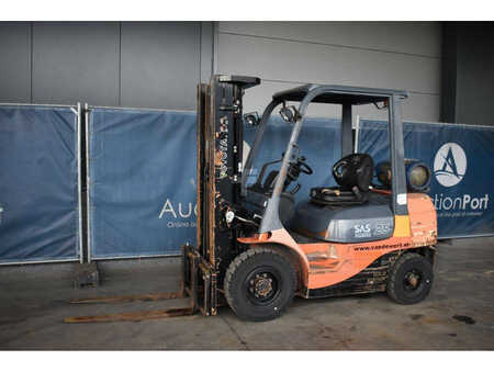 LPG Forklifts 2007  Toyota 42-7FGF25 (1)