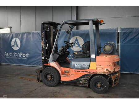 LPG Forklifts 2007  Toyota 42-7FGF25 (3)