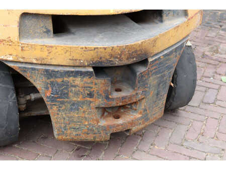 Diesel truck - Toyota 3FD25 (17)