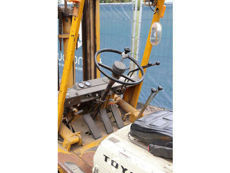 Diesel truck - Toyota 3FD25 (23)