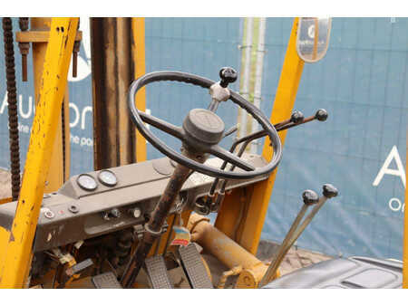 Diesel truck - Toyota 3FD25 (24)