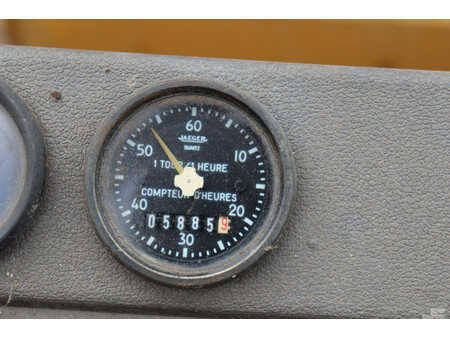 Diesel truck - Toyota 3FD25 (28)