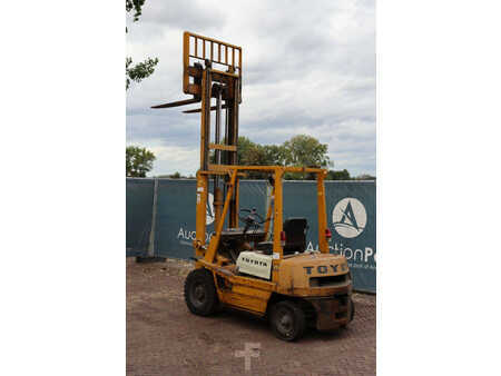 Diesel truck - Toyota 3FD25 (38)