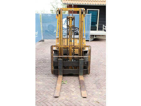 Diesel truck - Toyota 3FD25 (8)